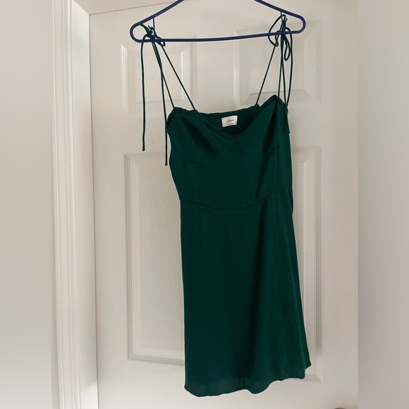 NWT Aritzia Wilfred Fable Dress - Aventurine Green - Picture 9 of 10